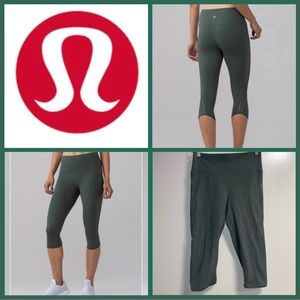 Lululemon Athletica Olive Green Crop Leggings Size 8